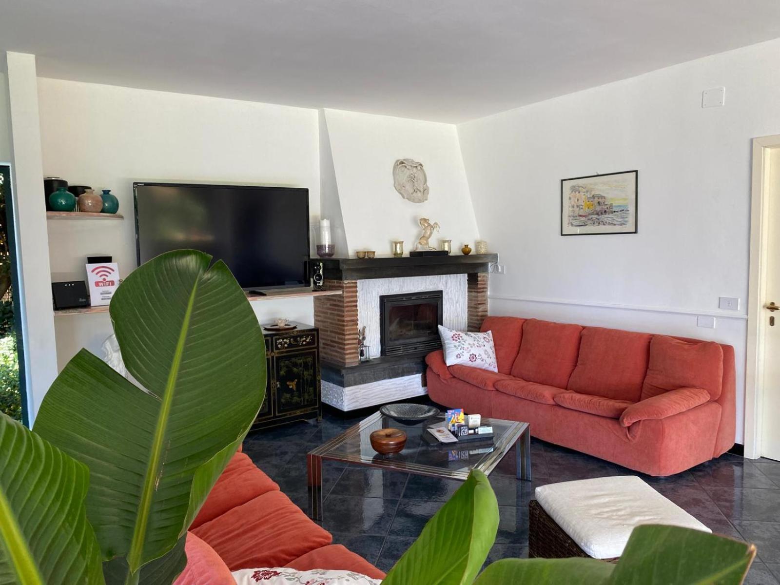 Versilia - Pietrasanta - Le Colmate Guesthouse Tonfano Ngoại thất bức ảnh